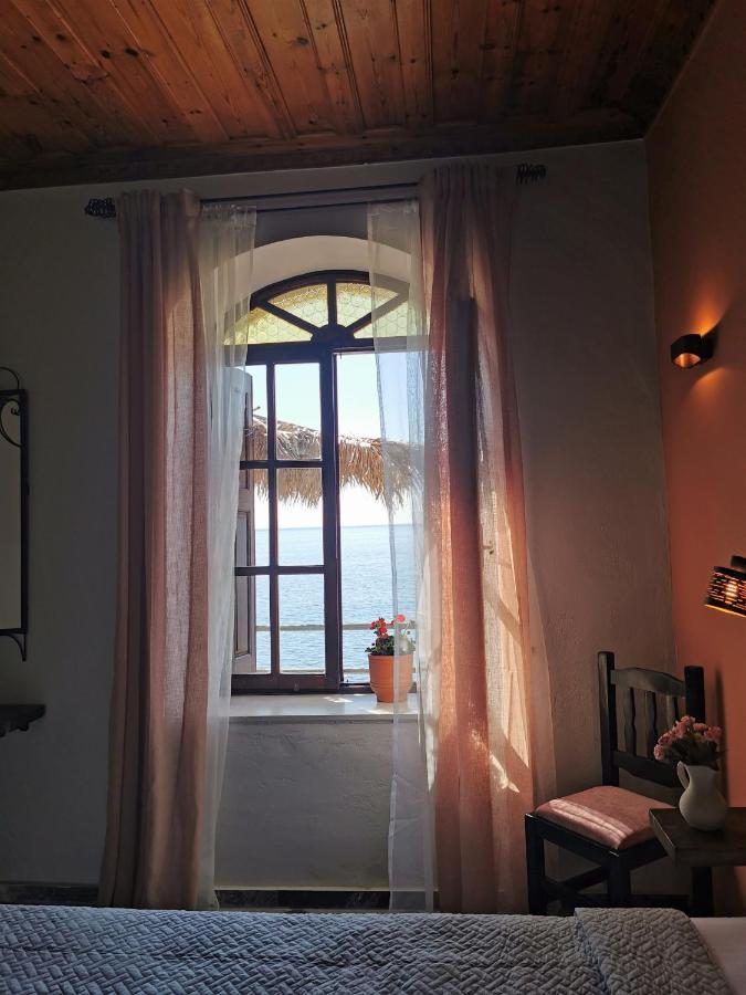 Terracotta Boutique Beach Studios Митимна Экстерьер фото